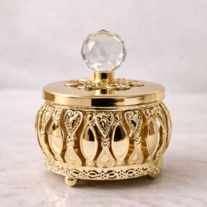 Złota szkatułka dekoracyjna z kryształową gałką 11 cm – elegancki pojemnik glamour