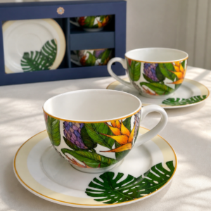 Komplet filiżanek porcelanowych – elegancja inspirowana naturą